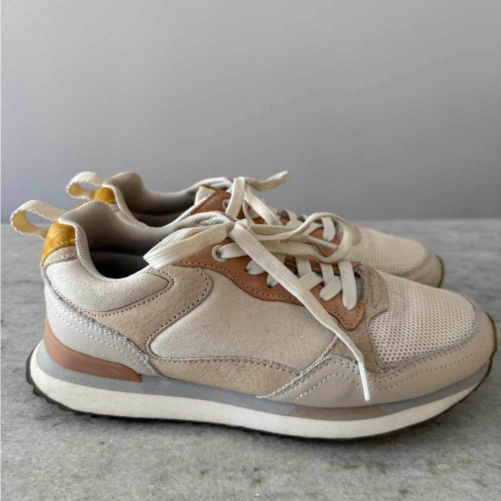 Women’s Neutral Beige & Tan Fashion Sneakers